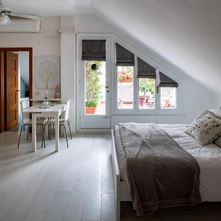 Casa Di Anna * ペザロ